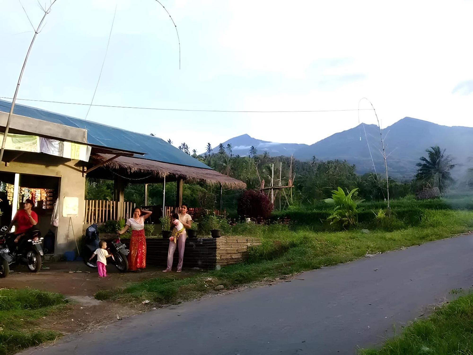 Bayan Exotic Homestay Senaru Exterior photo